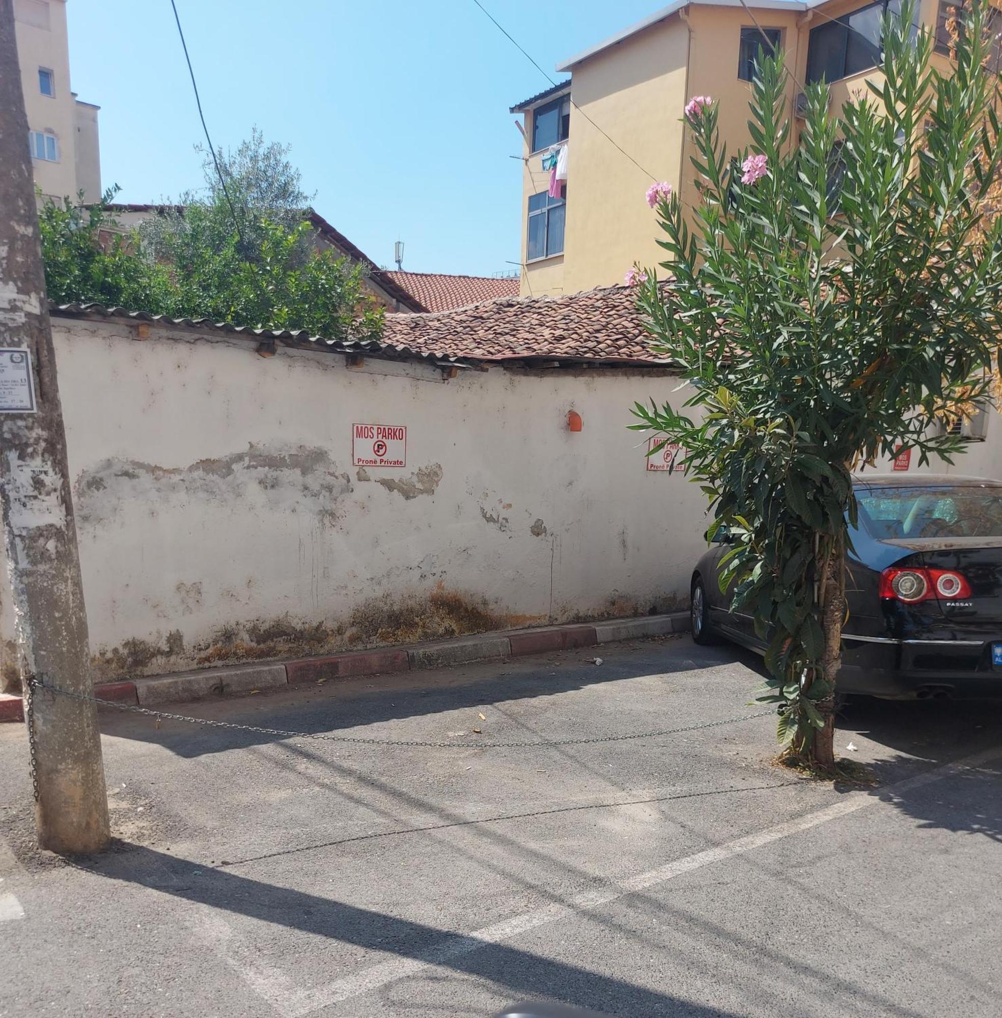 Fun House Serenity Apartamento Tirana Exterior foto