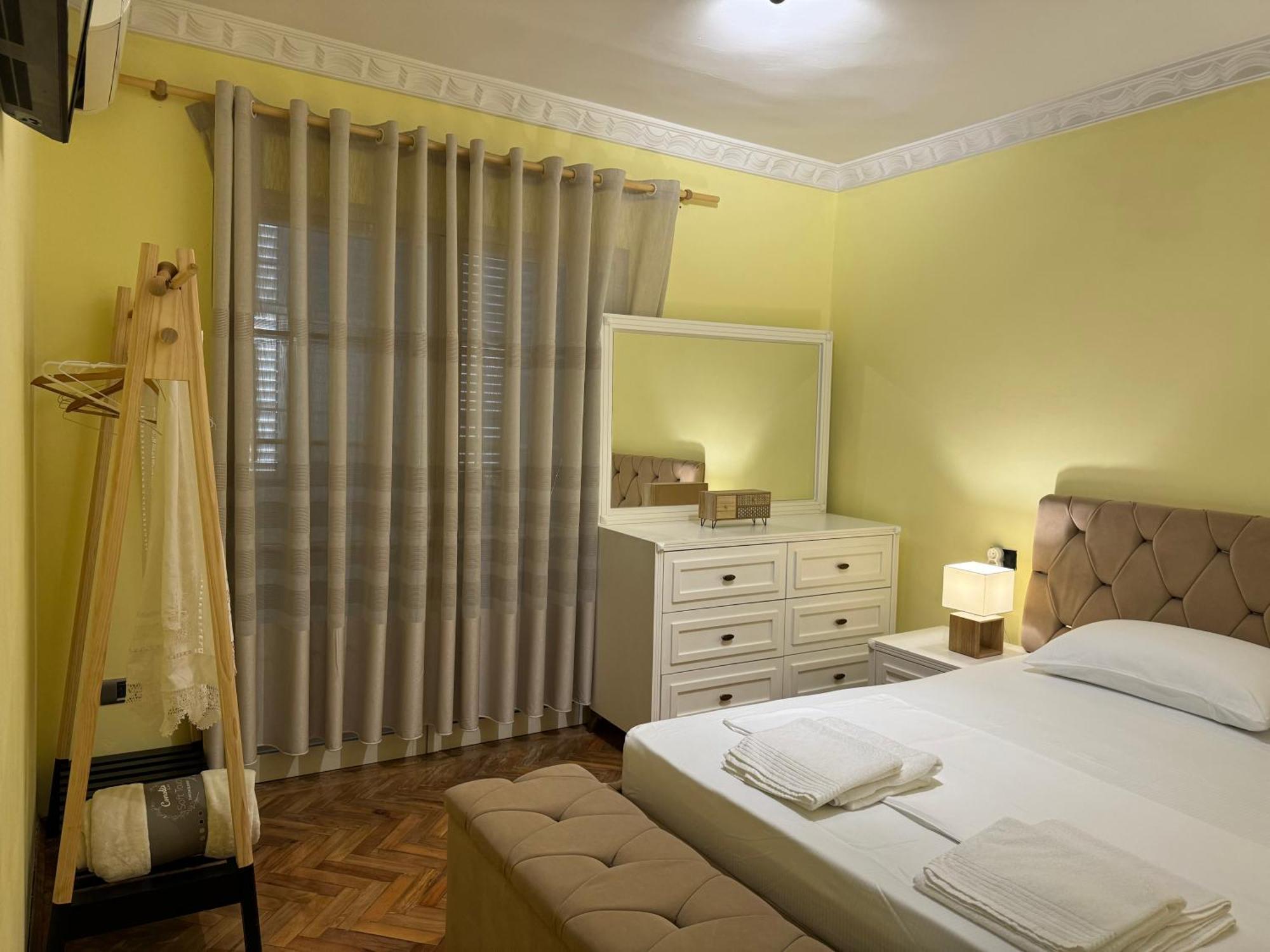 Fun House Serenity Apartamento Tirana Exterior foto